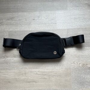 NEW! Black HALARA Waist Bag Belt Pack